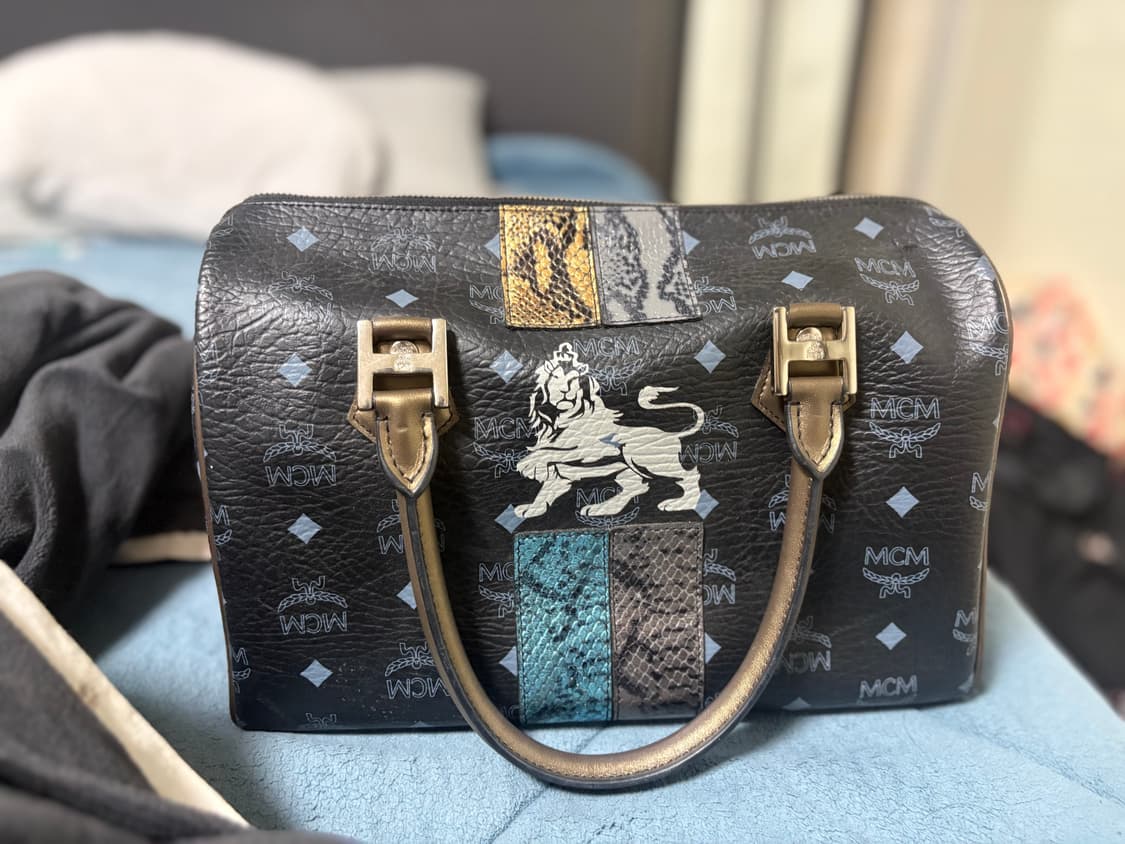 MCM 보스턴백 블루블랙 상품이미지1