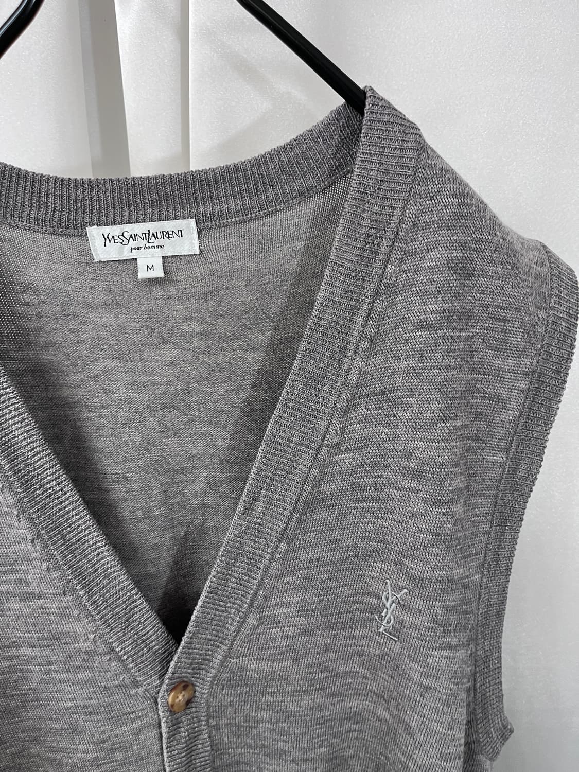 YVES SAINT LAURENT 상품이미지2