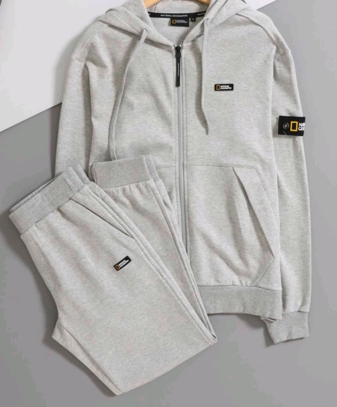 내셔널지오그래픽 후드집업 트레이닝 세트 상품이미지1