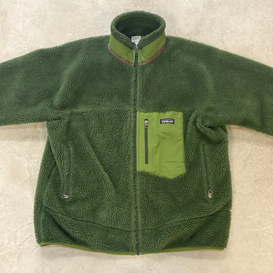 00 파타고니아 레트로 딥파일 그린 상품이미지1