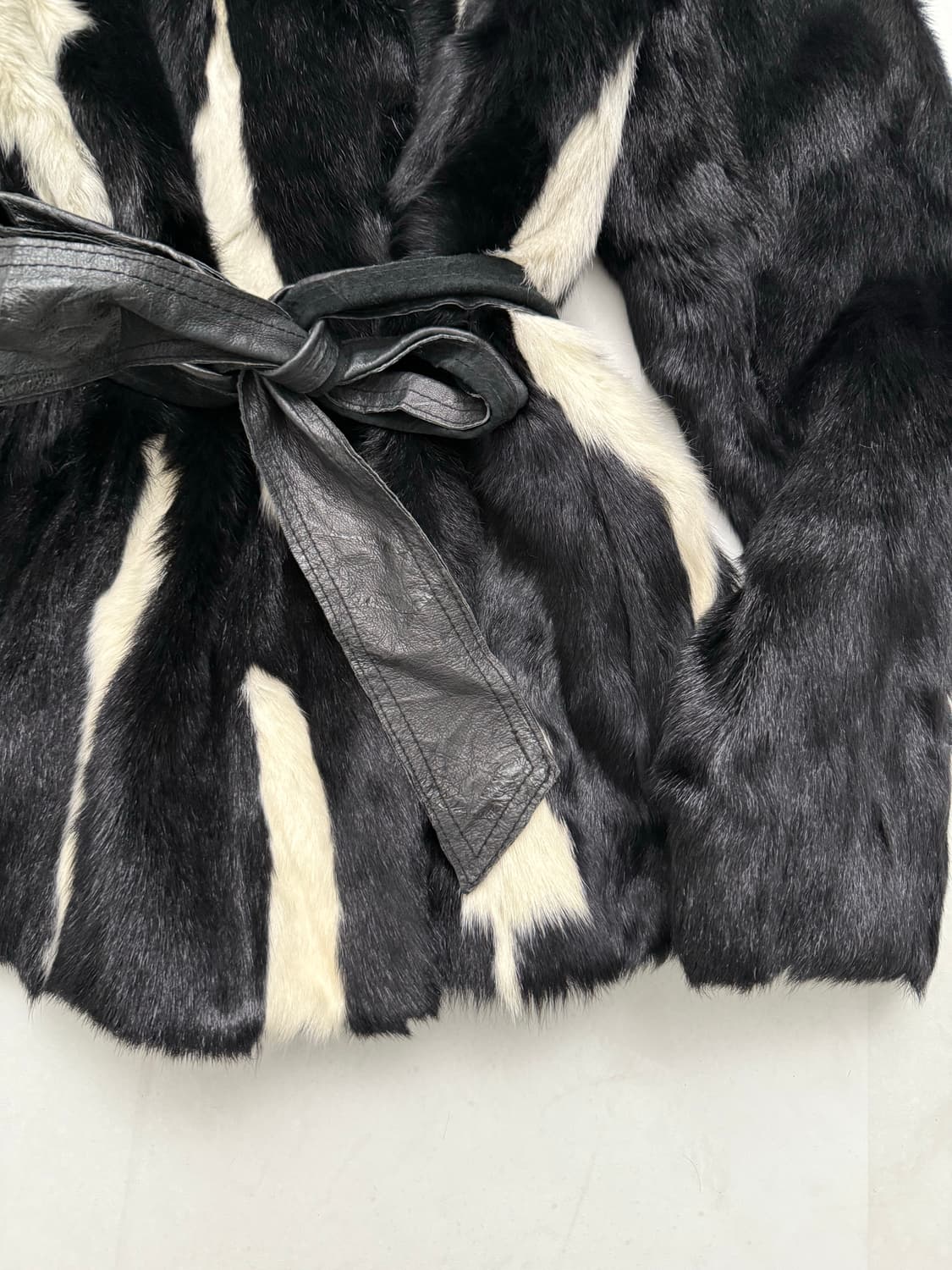 고트 스킨 벨트 퍼  상품이미지8