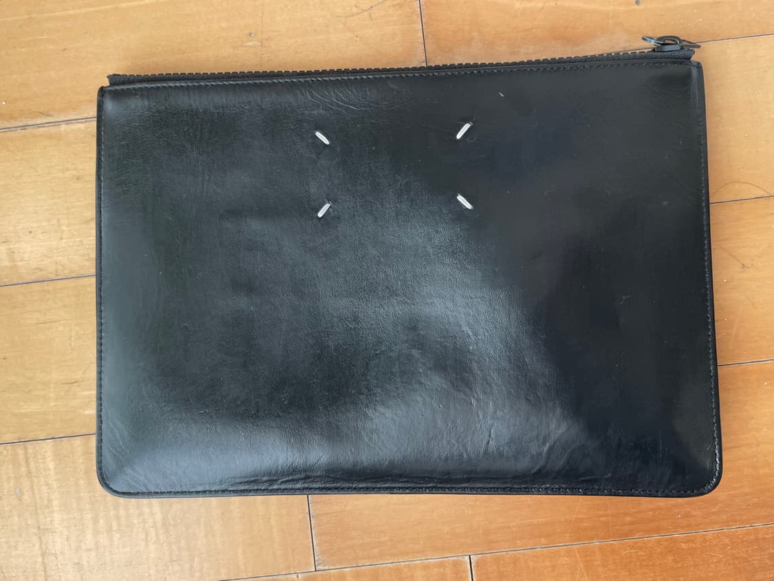 메종 마르지엘라 블랙클러치 상품이미지1