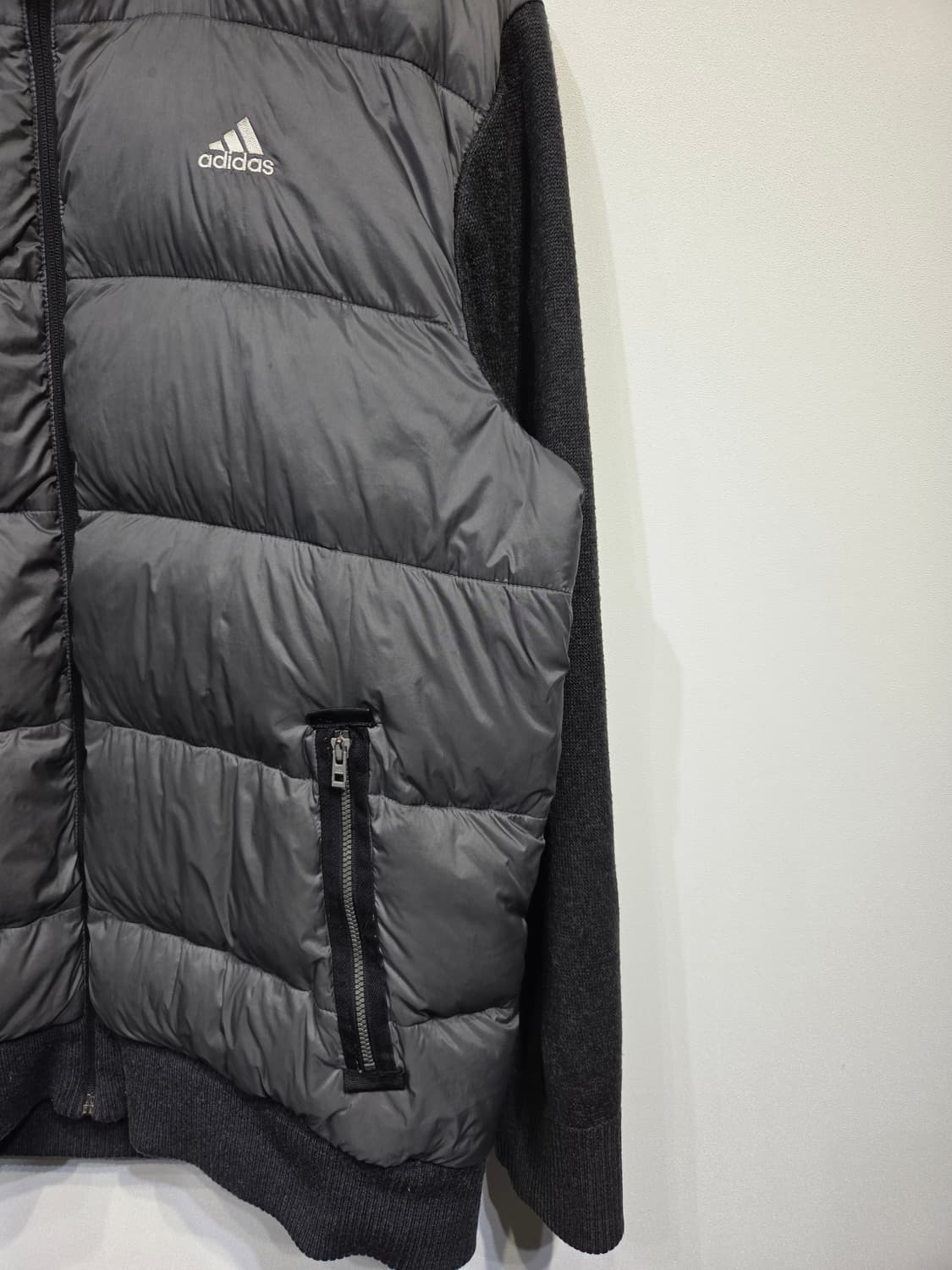 아디다스 니트 슬리브 하이브리드 덕다운 자켓 상품이미지5