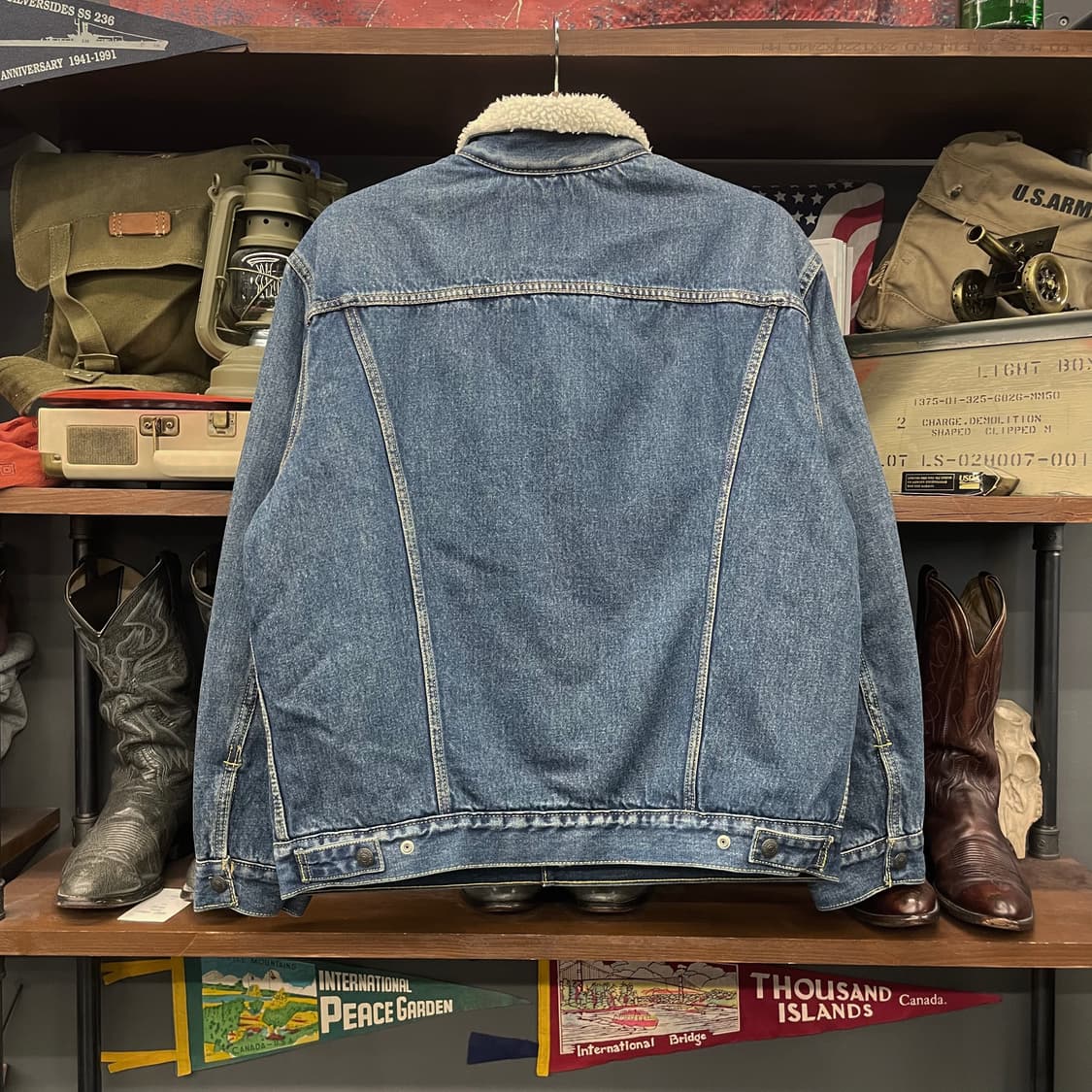 리바이스 타입 3 쉐르파 진청 데님 트러커 자켓 상품이미지2