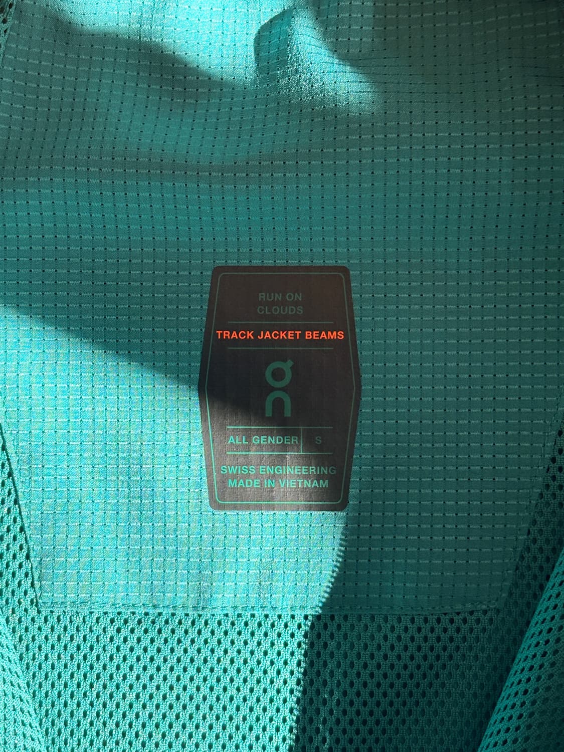 (S) 온러닝 x Beams 빔즈 트랙자켓 상품이미지7