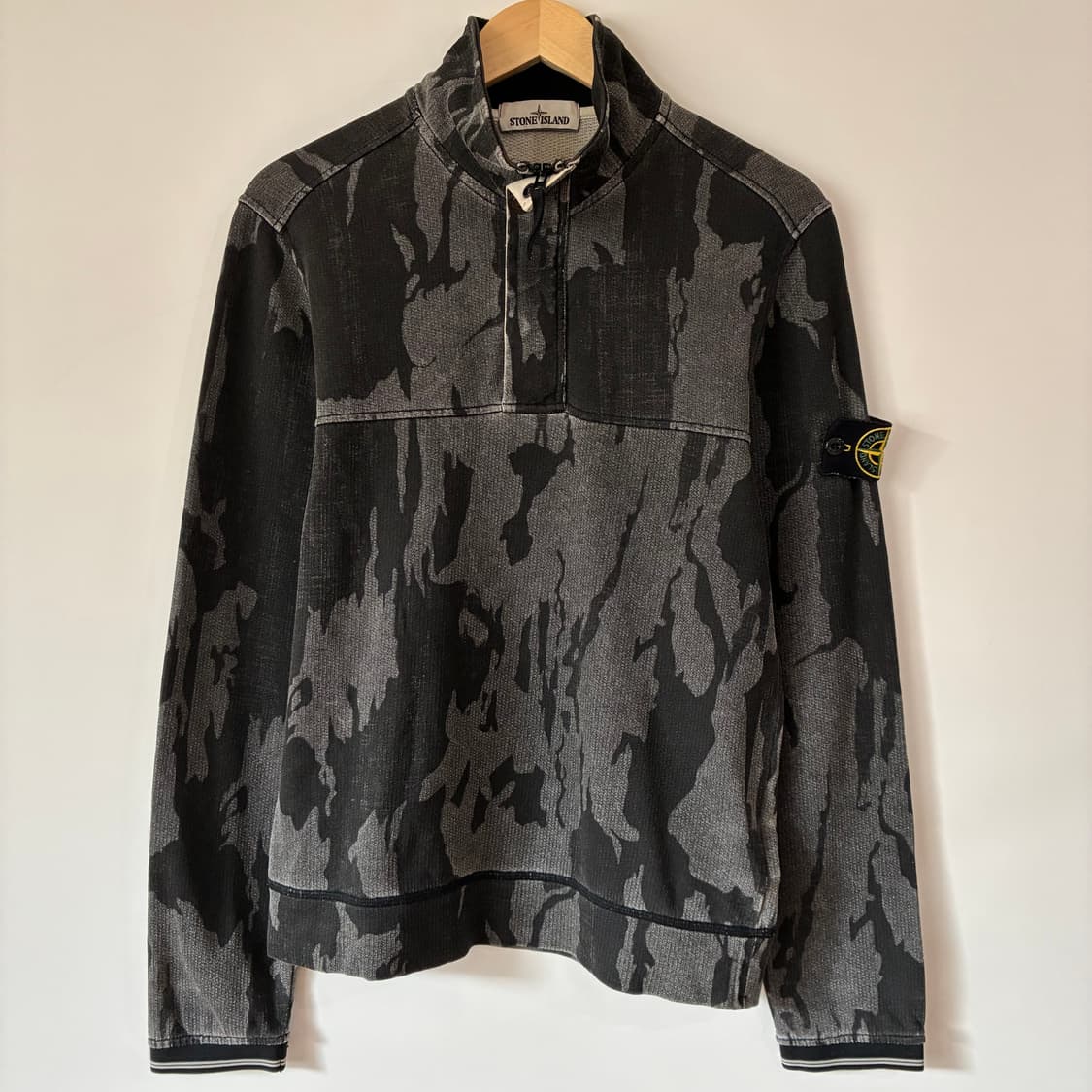 스톤아일랜드 카모 아노락 맨투맨 상품이미지1