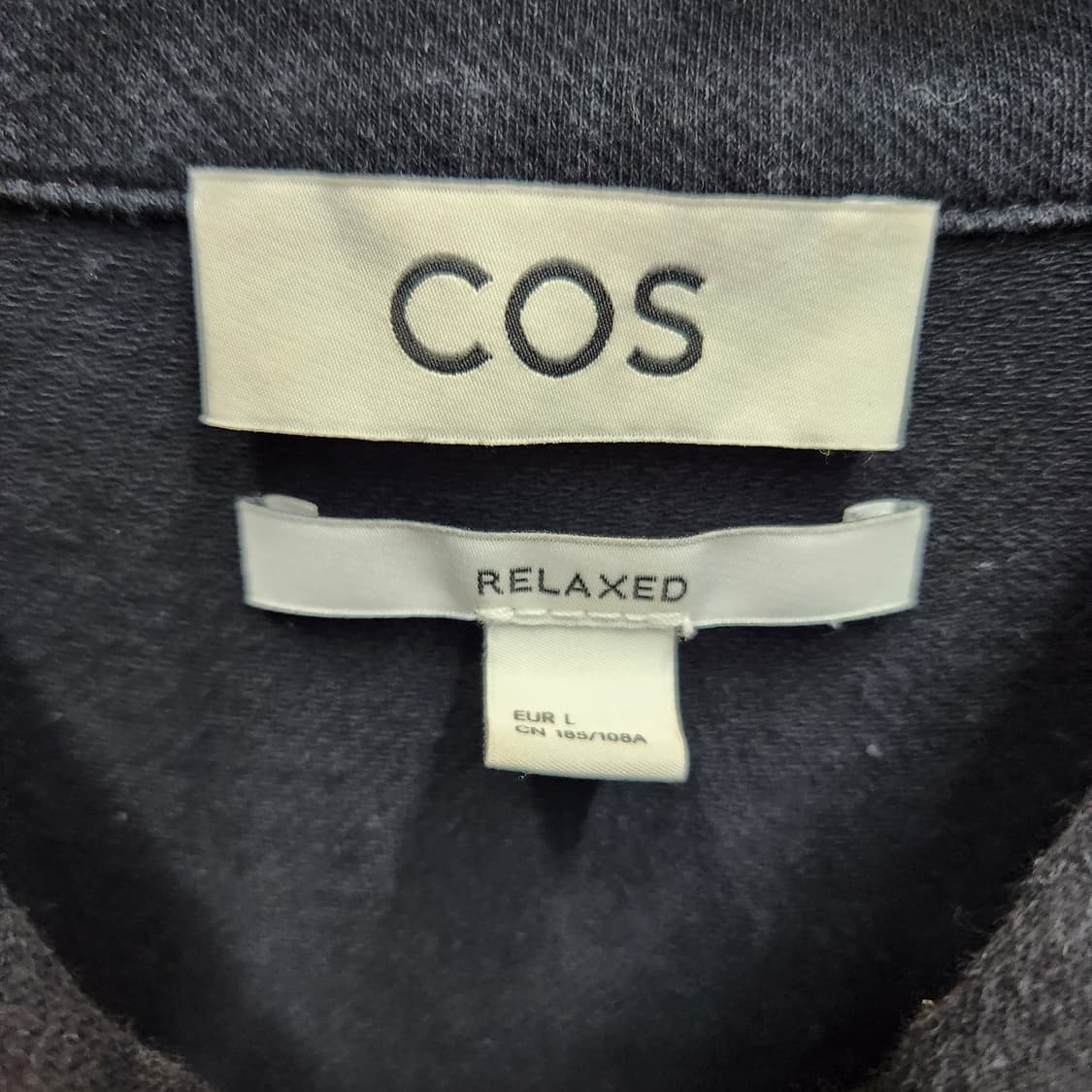 COS 코스 원포켓 반집업 반팔 카라 XL 상품이미지4