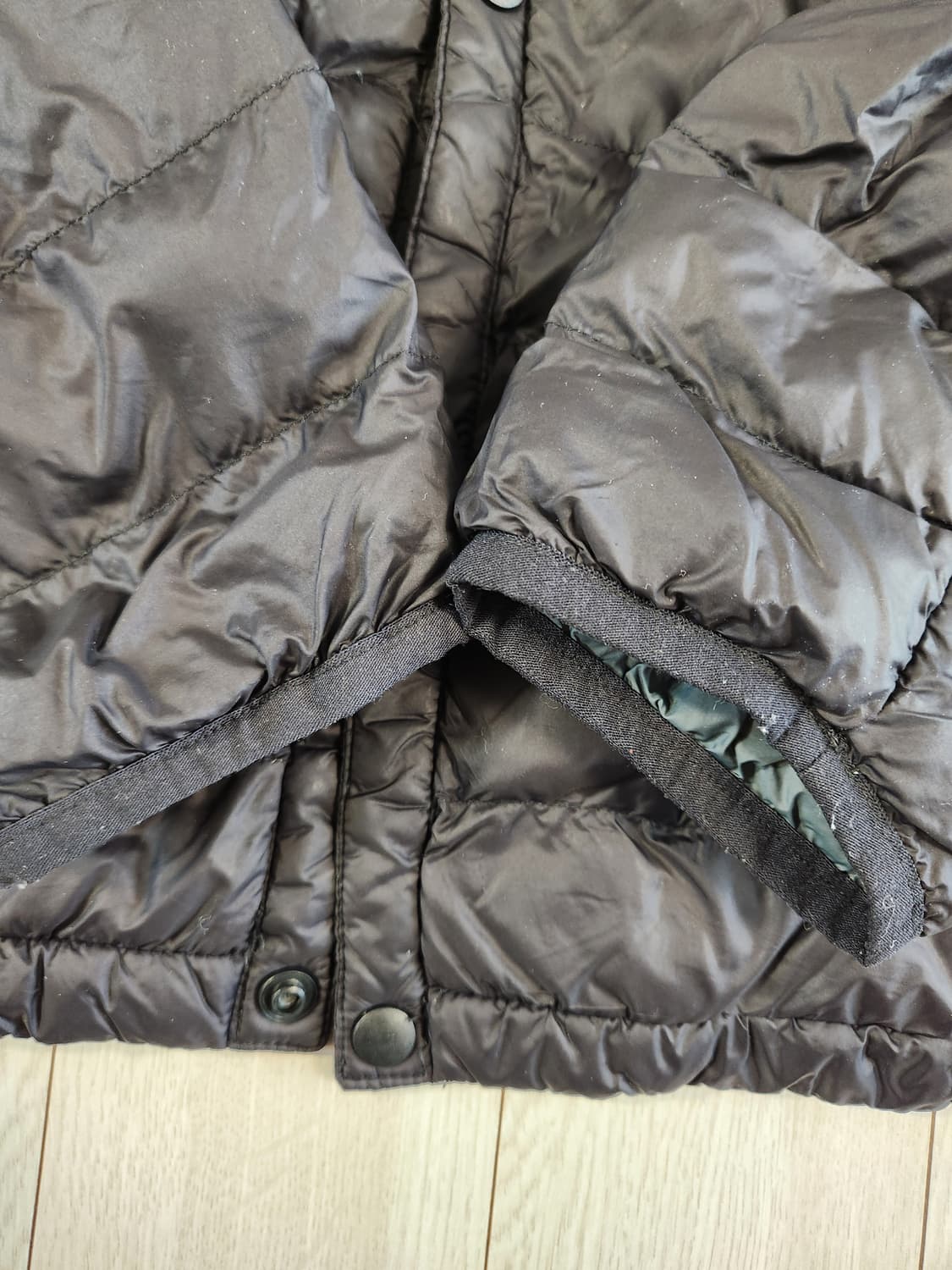 falls creek 경량패딩 사이즈100(L)

코트 입을때나 이너로  상품이미지5