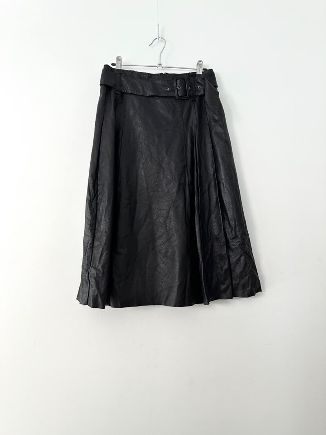 Buckle leather long skirt / black 상품이미지1