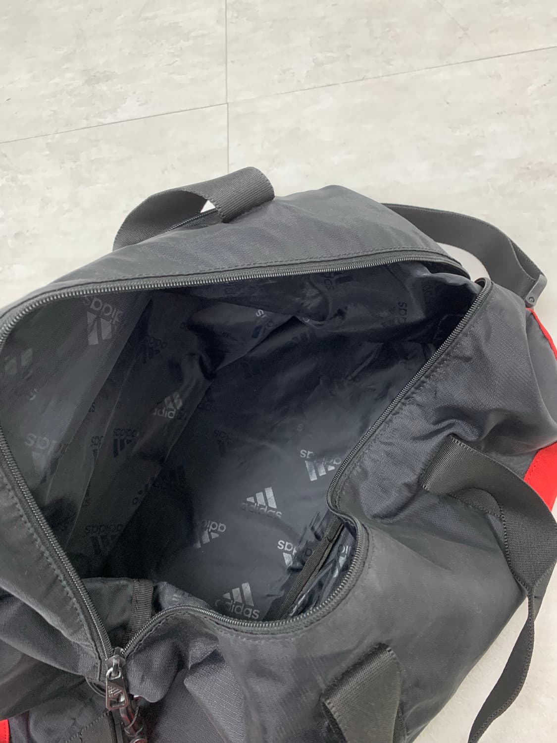 아디다스 나일론 레드 더플백 상품이미지4