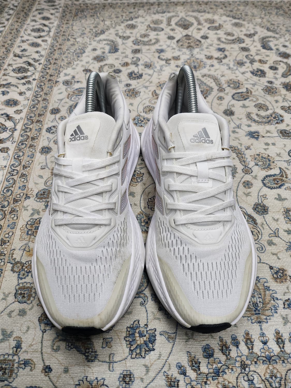 아디다스 퀘스타 스니커즈 250mm 상품이미지1