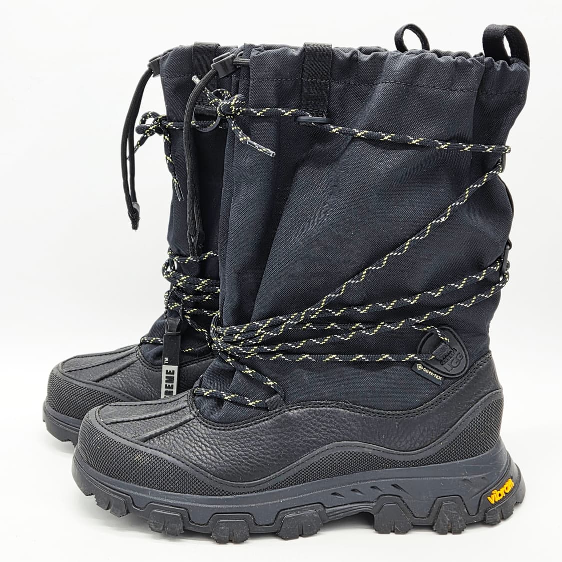 어그 메트로 피크 블랙 (250) 상품이미지1