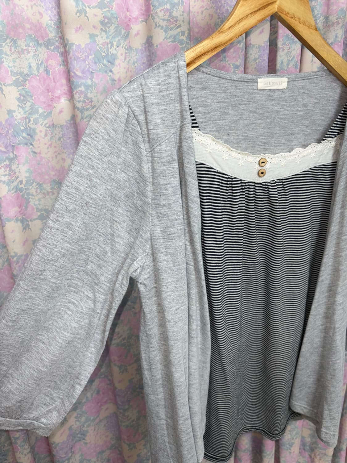 그레이 스트라이프 레이어드 티셔츠 상품이미지6