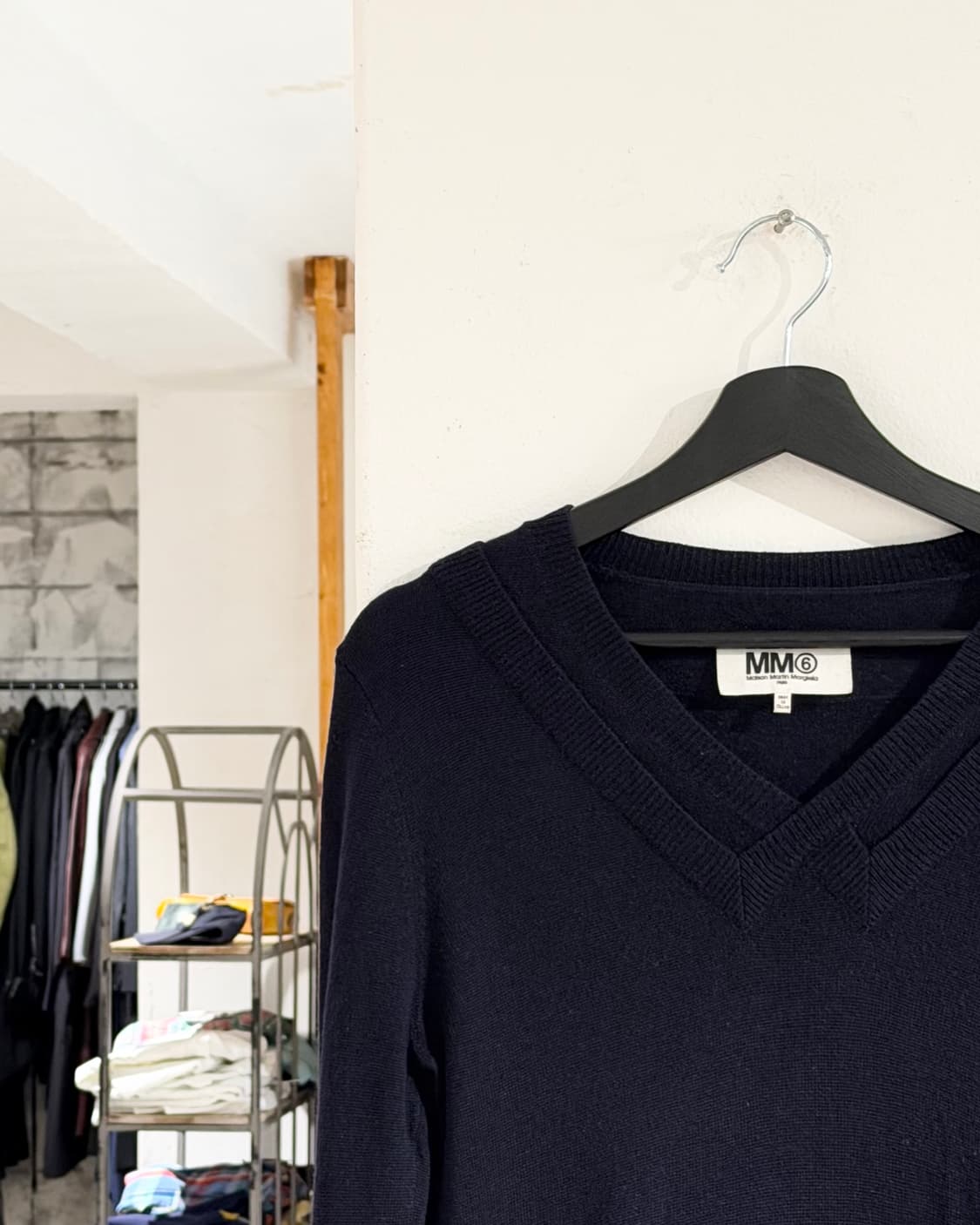 mm6 네이비 투 브이넥 스웨터 상품이미지2