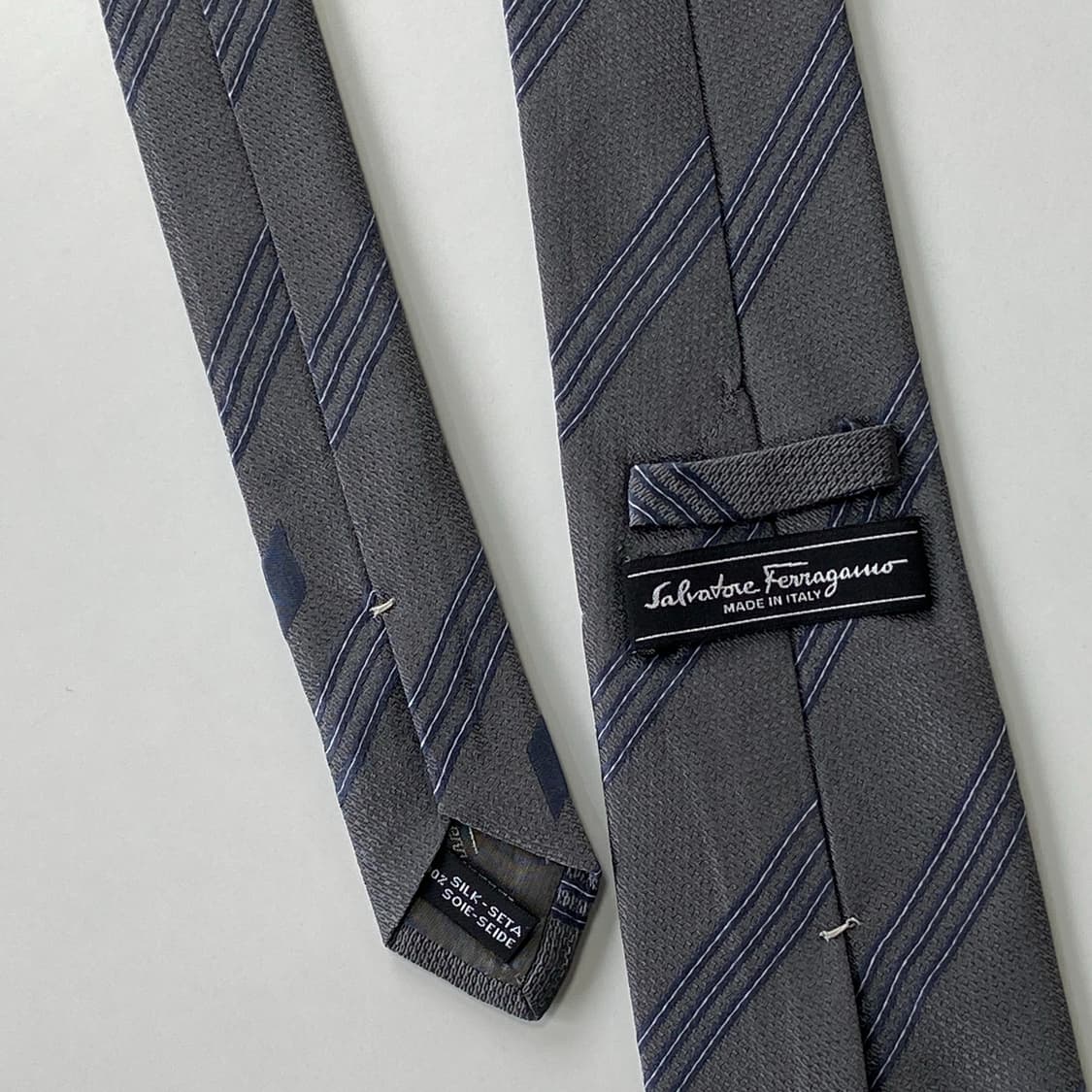 페레가모(Ferragamo) 명품 정품 넥타이 8.3cm 상품이미지6