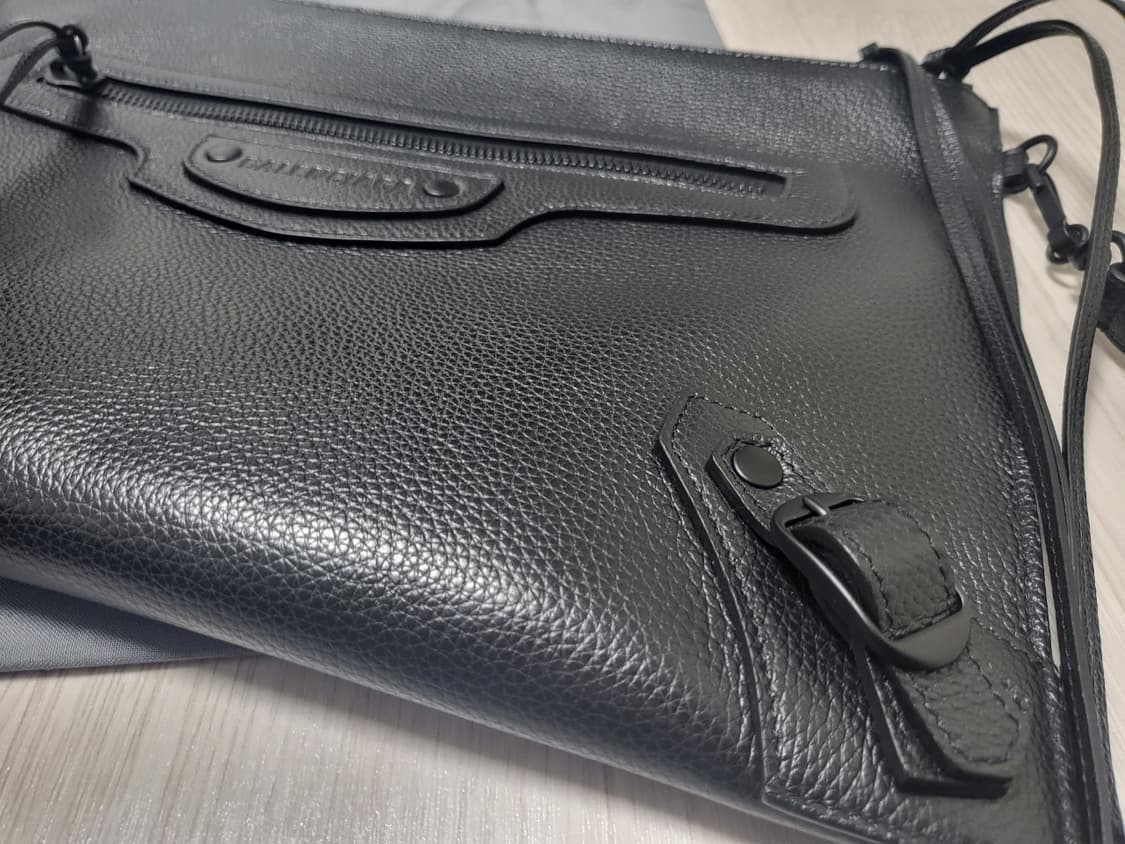 발렌시아가 모터시티 클러치 라지 블랙 640114 15Y07 상품이미지6