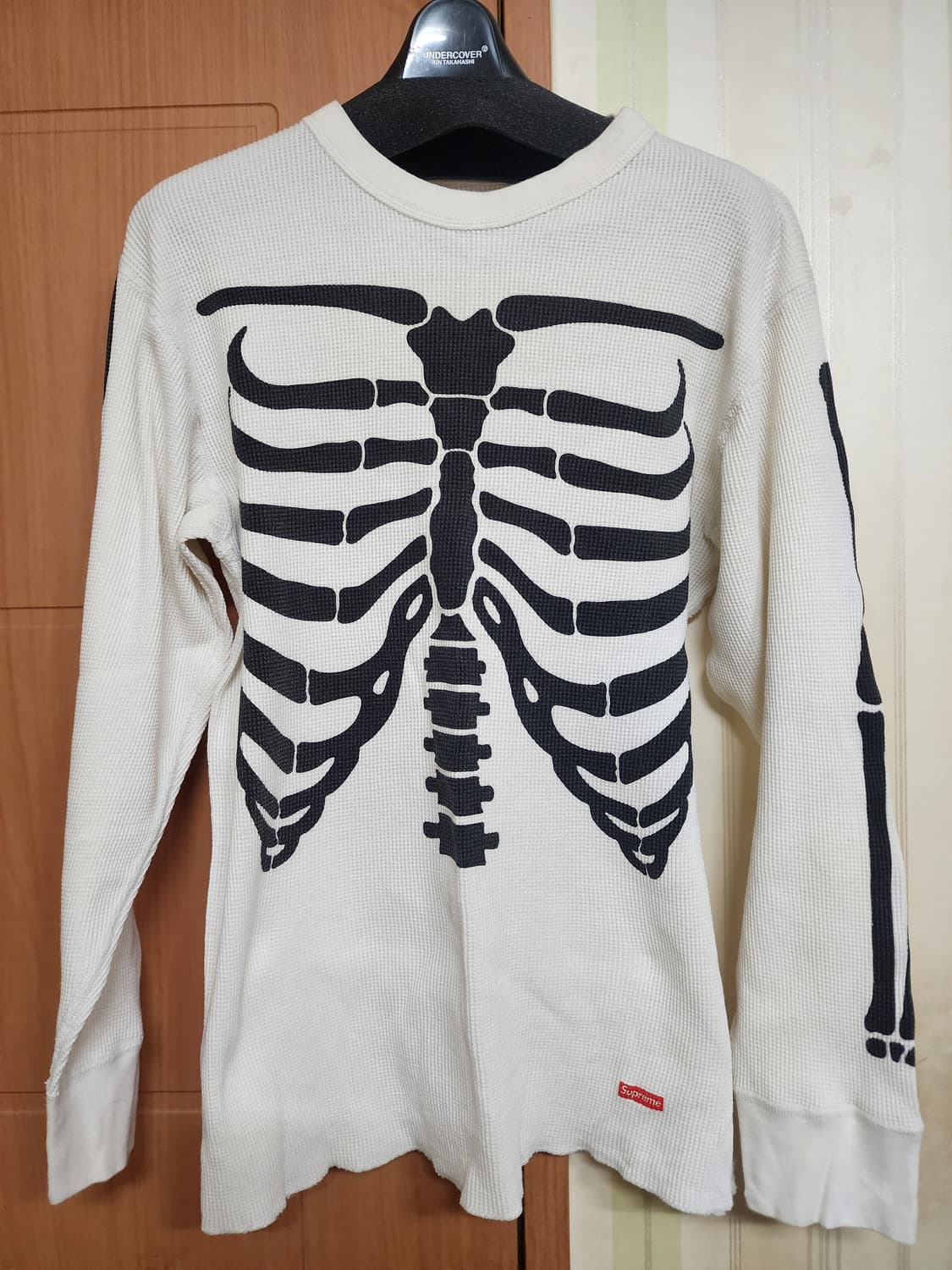 슈프림 헤인즈 본즈 써멀 크루 L 상품이미지1