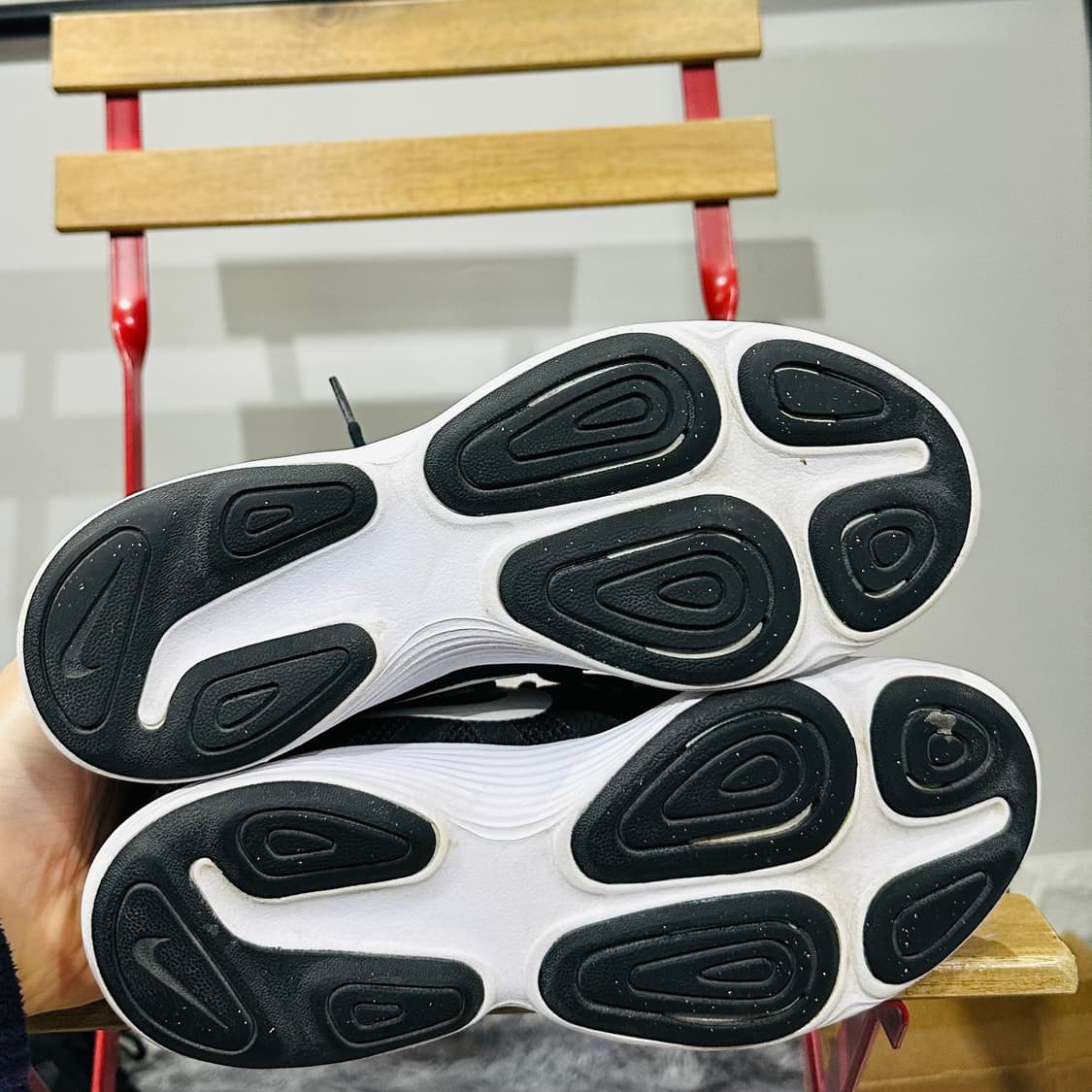 235) 나이키 운동화 여성 여자 신발 레볼루션 블랙 상품이미지6