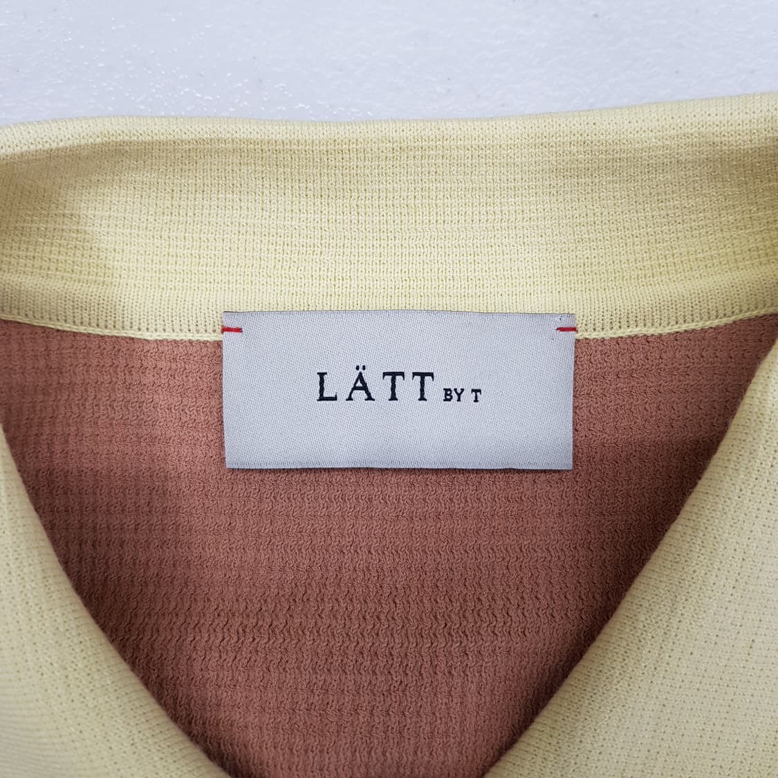 한섬 래트바이티 2021 카라넥 니트 가디건 90사이즈 상품이미지5