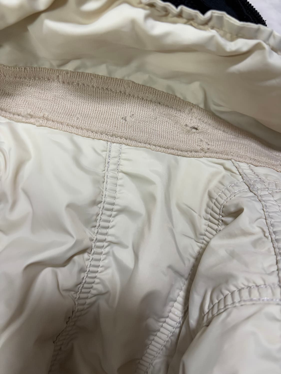 이세이미야케 사이드 패널 다운 자켓 상품이미지9