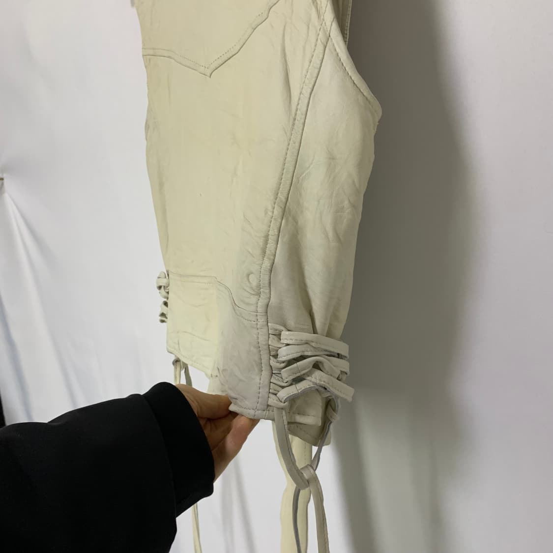 폴스미스 아이보리 비대칭 사선 지퍼 양가죽 라이더 베스트 레더 조끼 상품이미지6