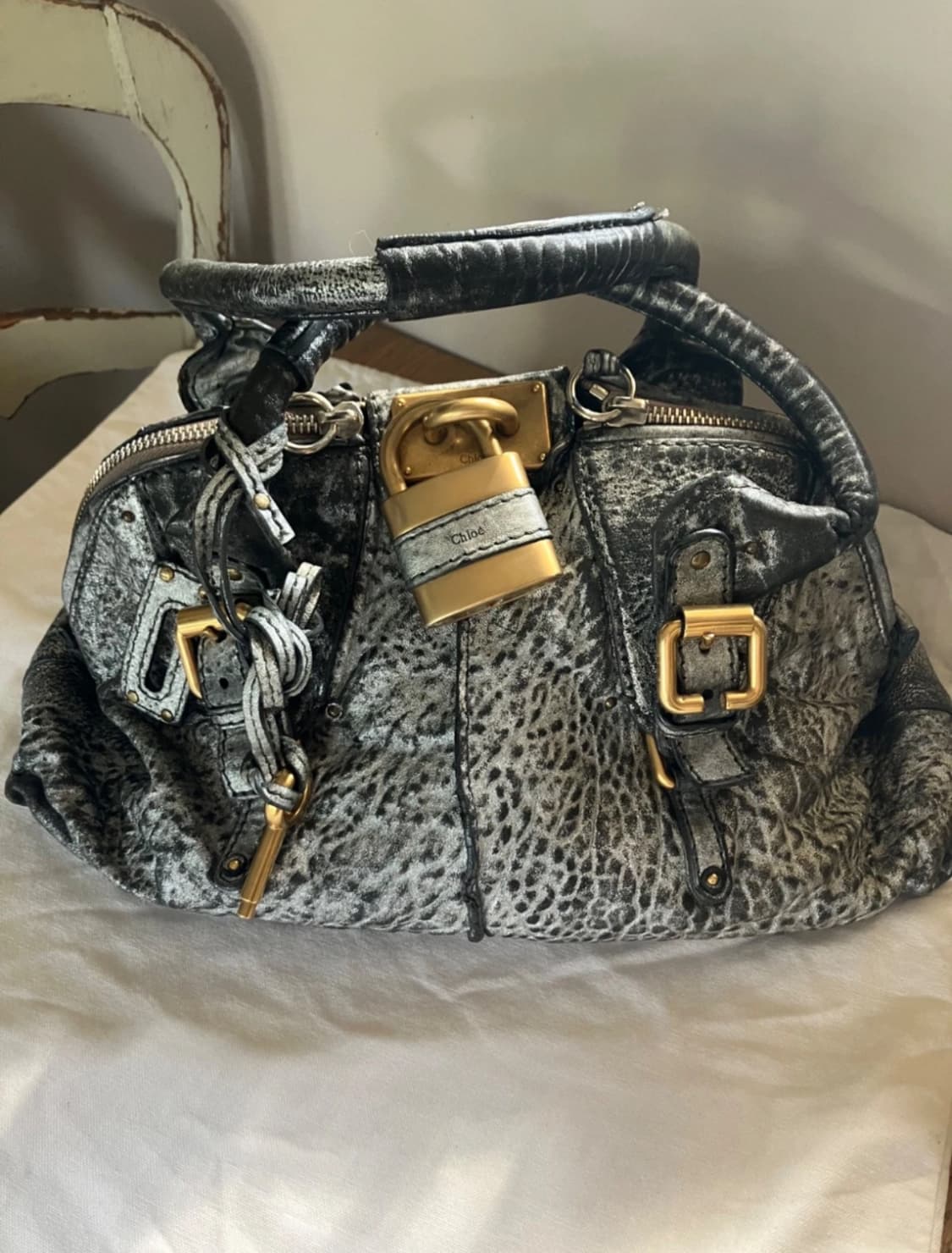 끌로에 패딩턴 그레이실버백 상품이미지1