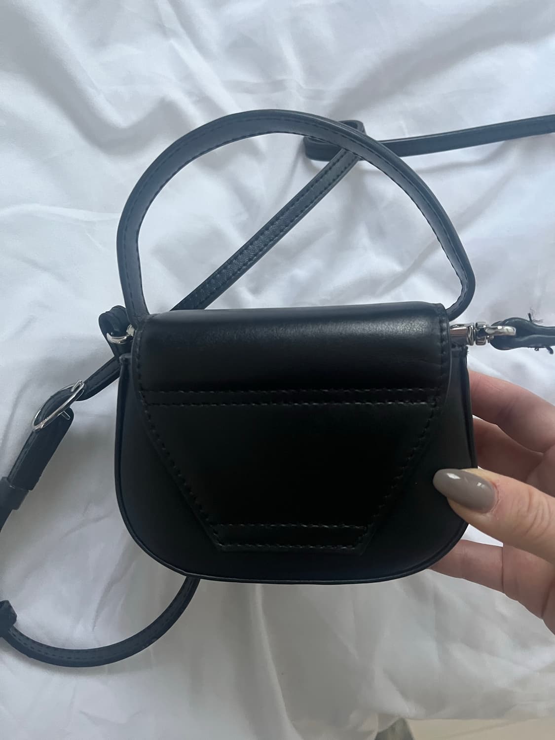 DIESEL 디젤 1DR XS 탑 핸들 미니 크로스백 블랙 상품이미지3