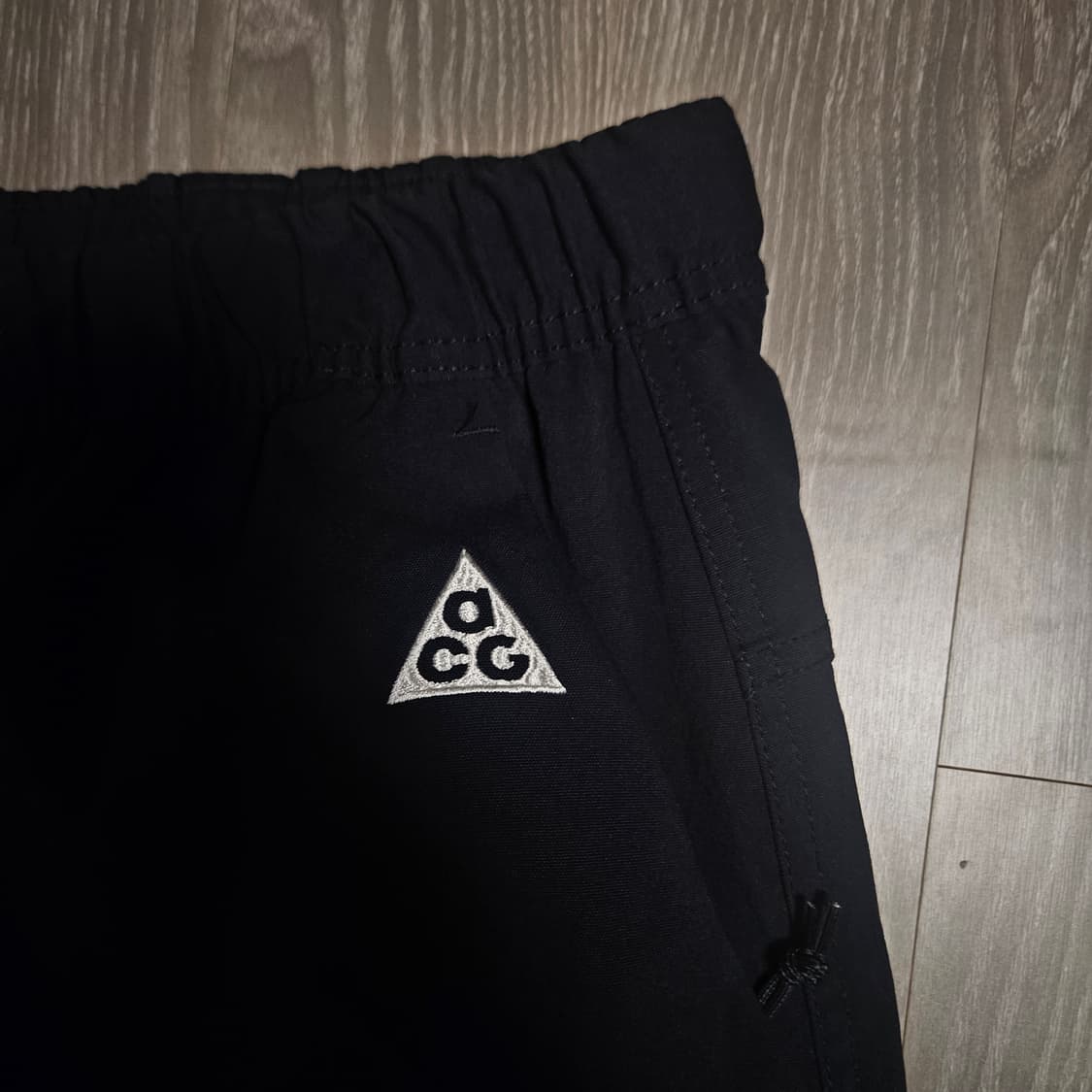 (XL)나이키 ACG 스미스 서밋 카고 팬츠 블랙 앤트러사이트 팝니다.  상품이미지2