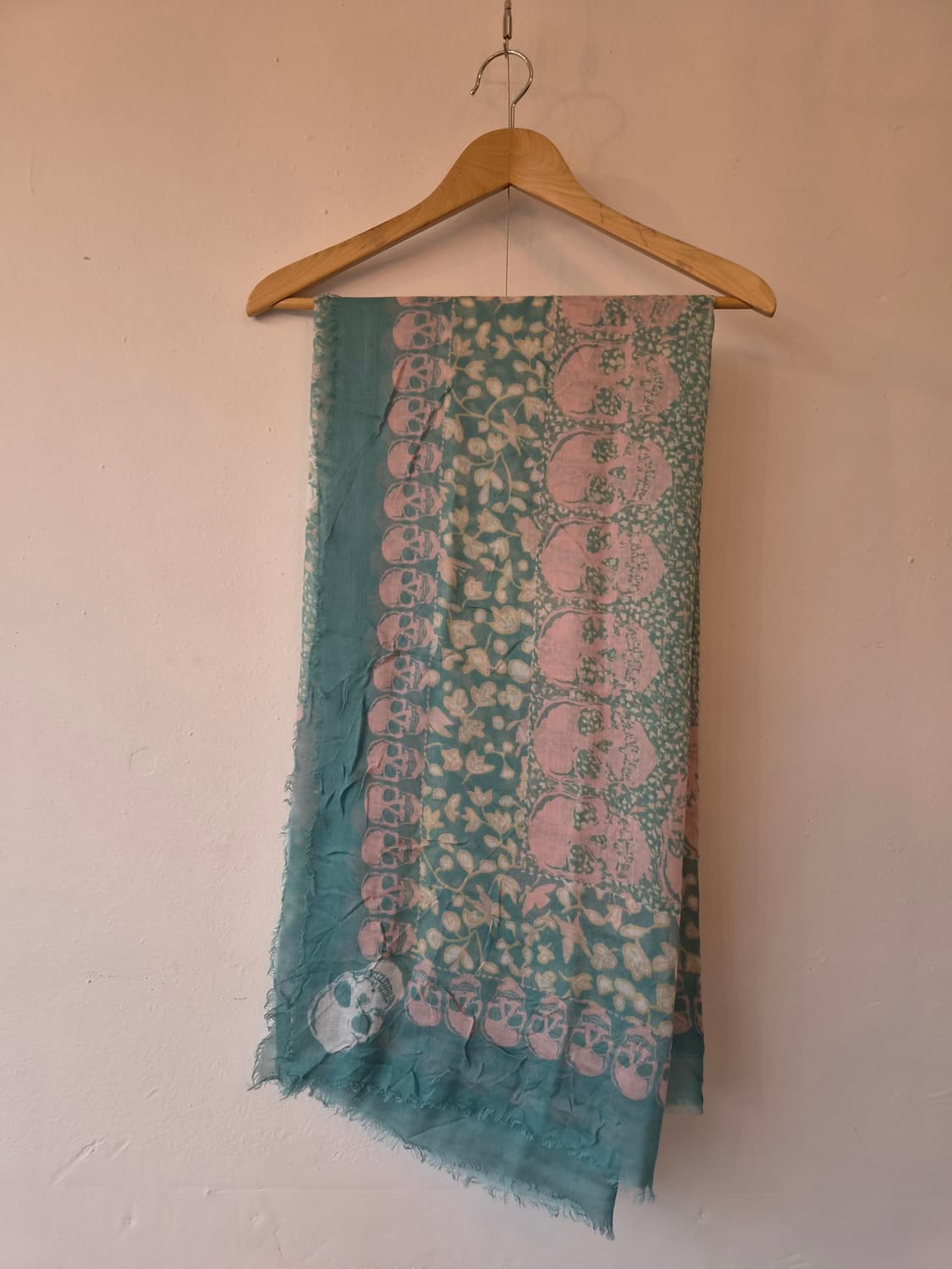 자딕앤볼테르 케리가든 스컬프린트 숄 스카프 상품이미지4