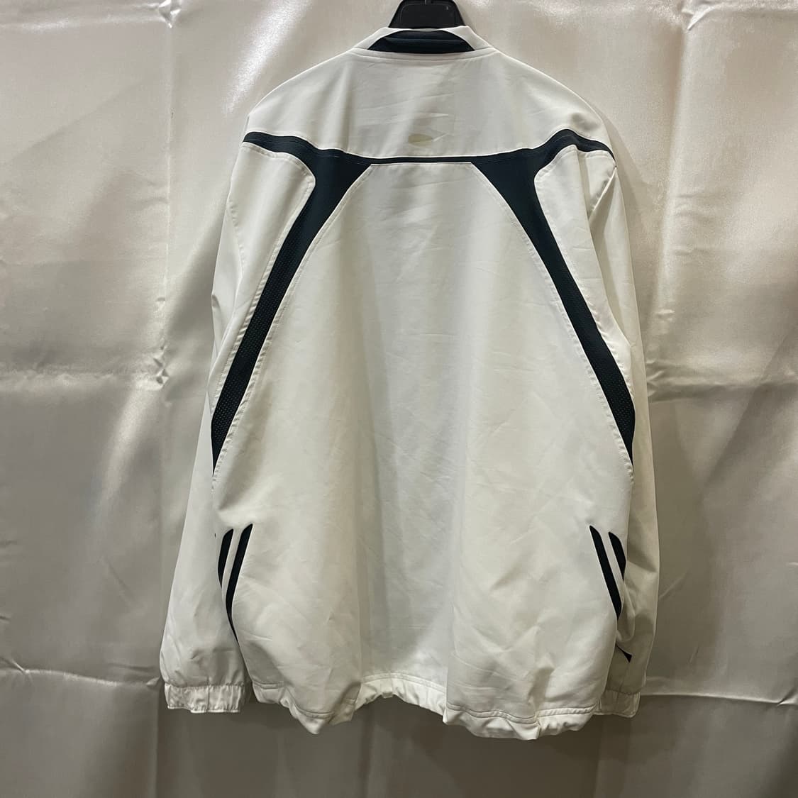 아디다스 화이트 올드스쿨 윈드브레이커 상품이미지6