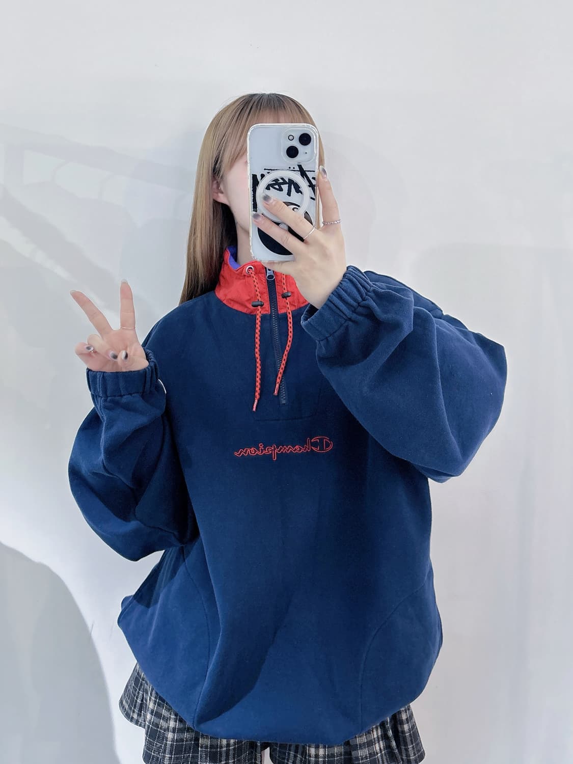 챔피언 네이비 스펠로고 코튼 반집업 상품이미지3