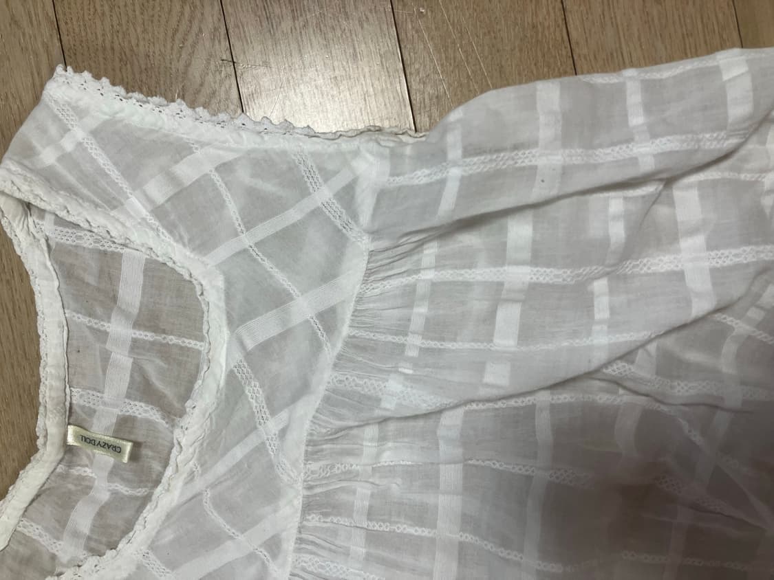 빈티지 스퀘어넥 레이스 슬리브리스 나시 탑 상품이미지4