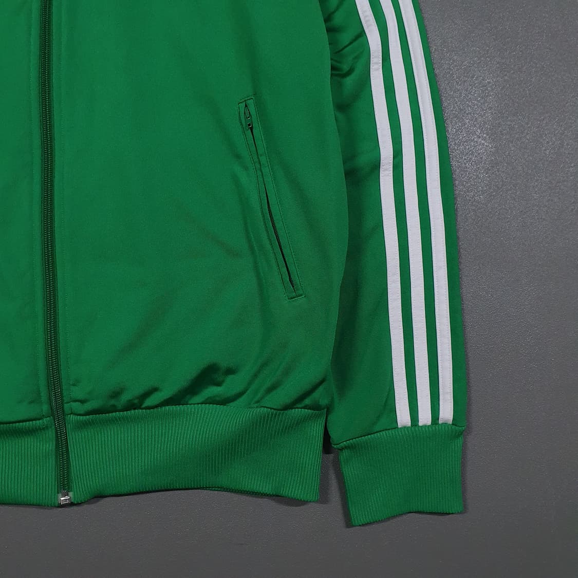 105 (XL) 아디다스 유로파 파이어버드 희귀 대장급 트랙탑 져지 그린 상품이미지3