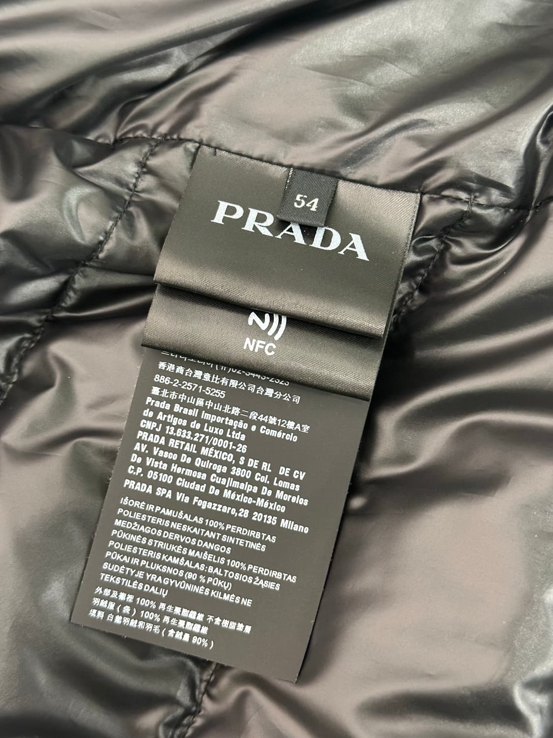 프라다 삼각로고 패딩조끼 54 상품이미지6