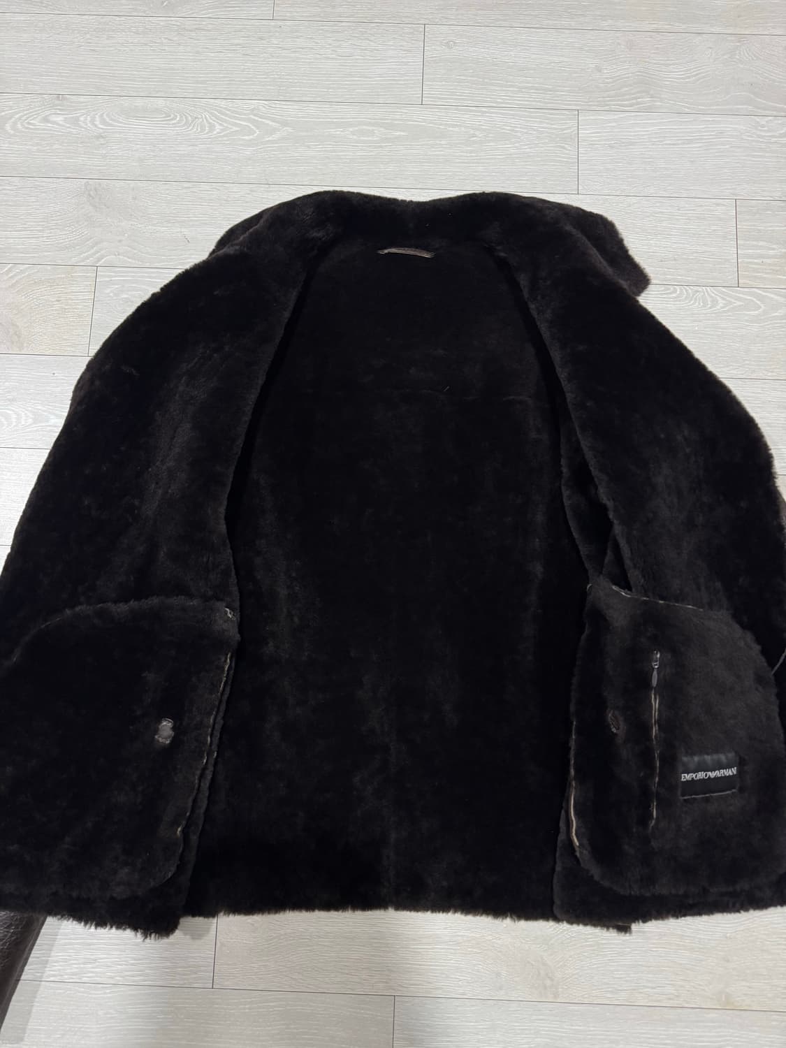 엠포리오 알마니 양가죽 시어링 무스탕 상품이미지5