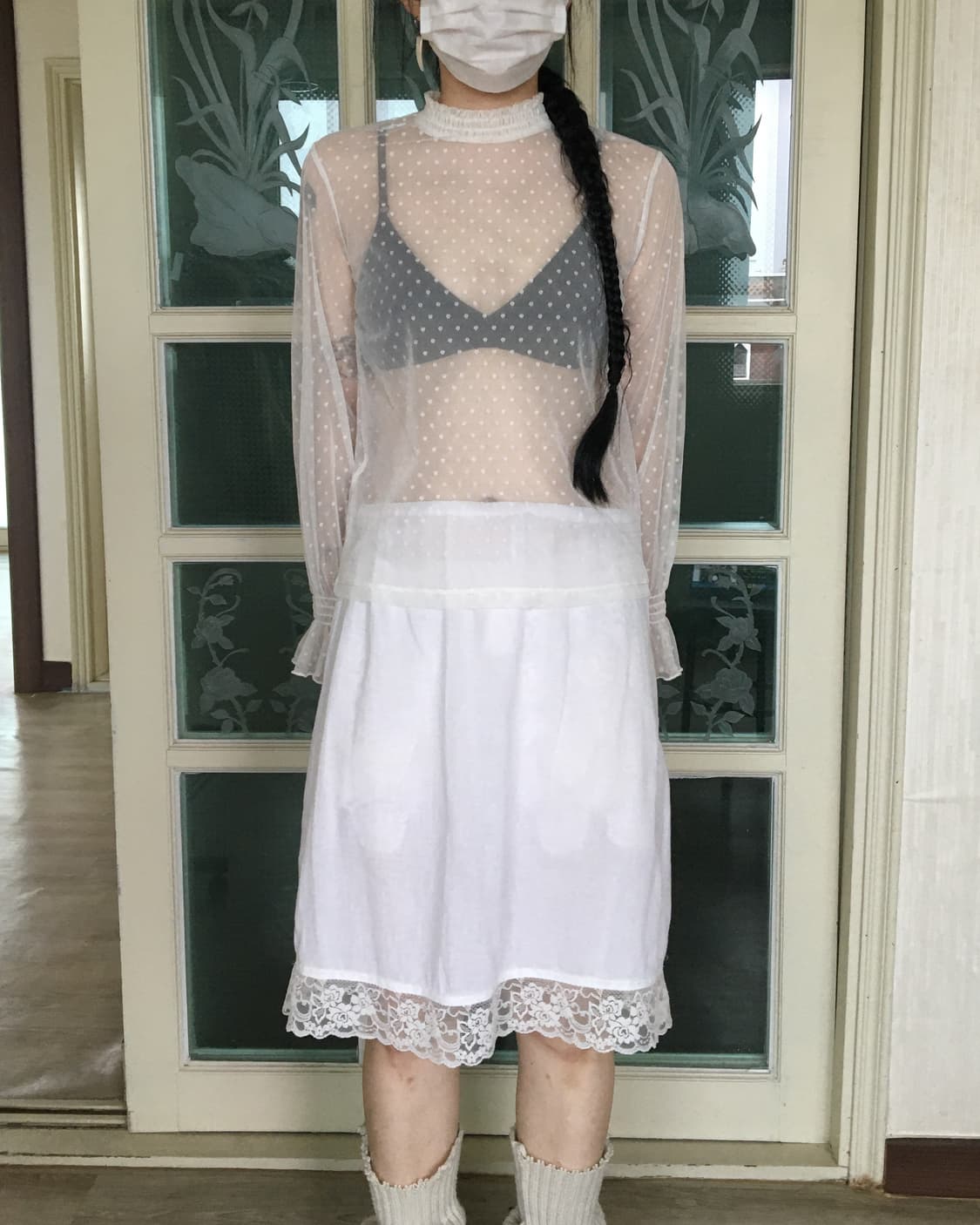 Dot pattern high neck see through sleeve 상품이미지4