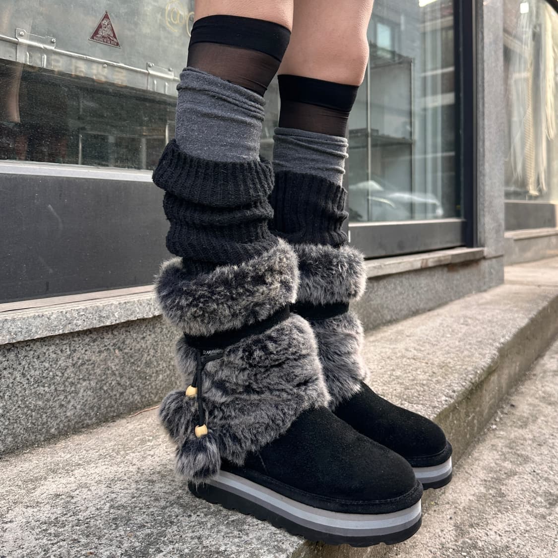 00s BEARPAW 블랙 스웨이드 & 퍼 어그 부츠 상품이미지1