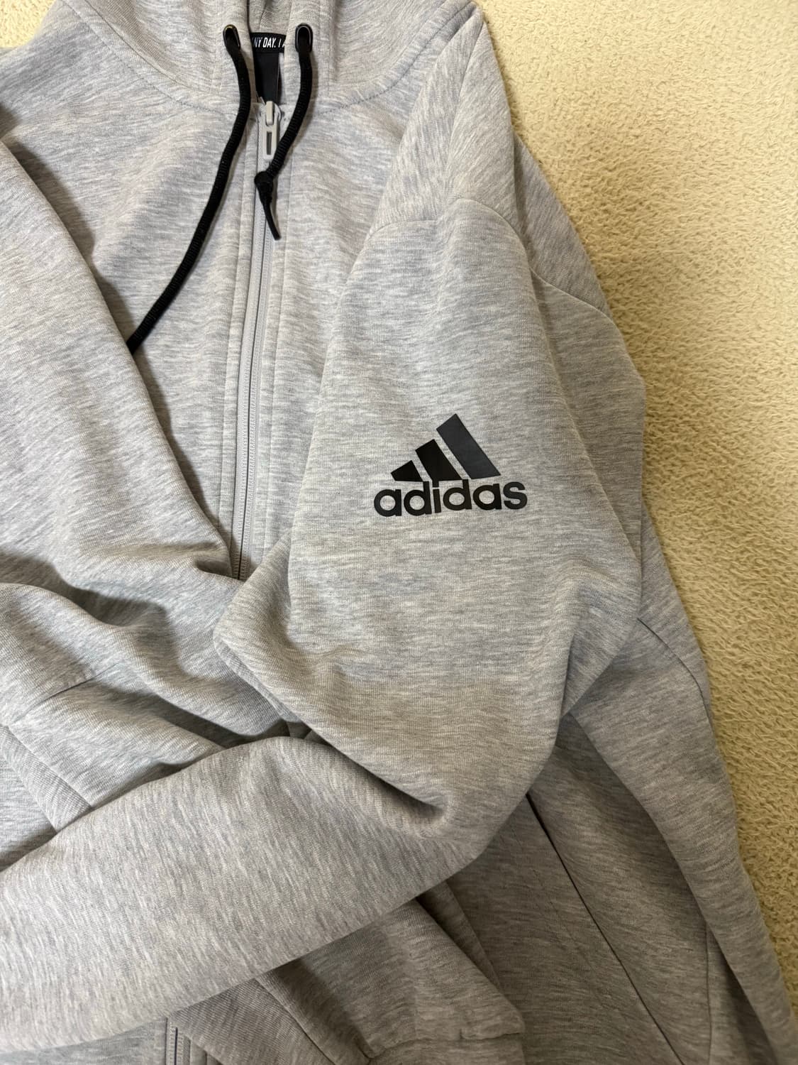 아디다스 후드 집업 상품이미지2