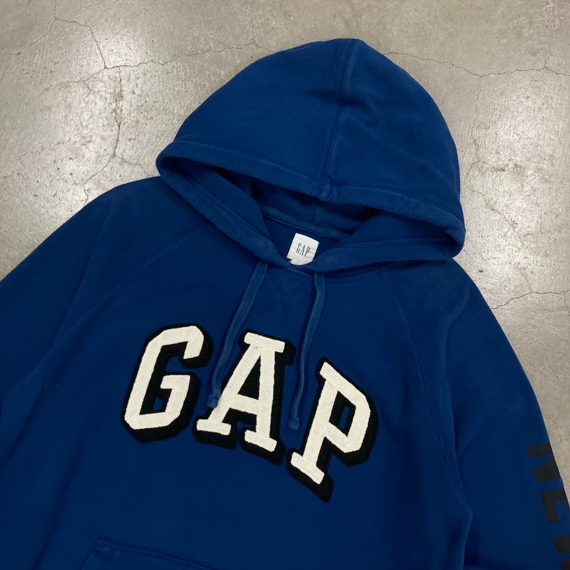 GAP 블루 컬러 뉴욕 스펠아웃 후드티 상품이미지2