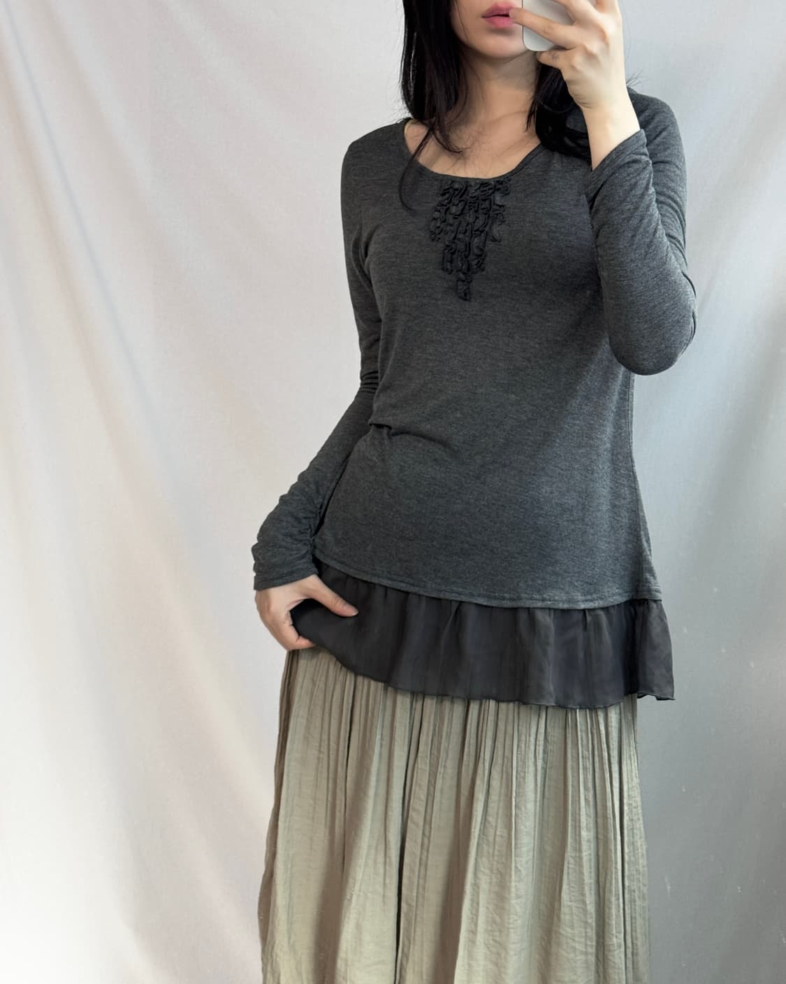 셔링 슬리브 러플 디테일 티 상품이미지4