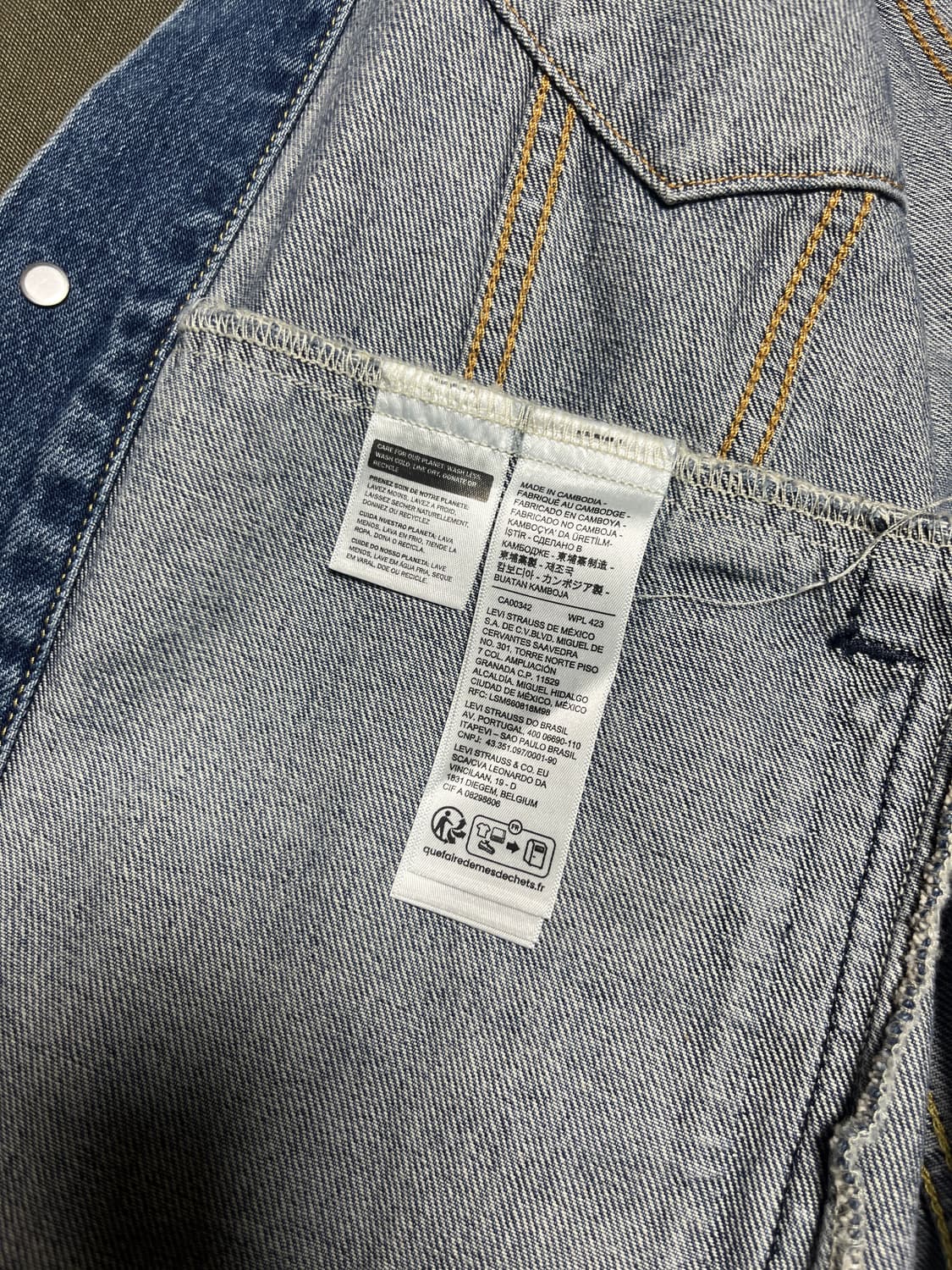 [M] 리바이스 컬러 블록 도킹 데님 트러커 자켓 새상품 상품이미지9