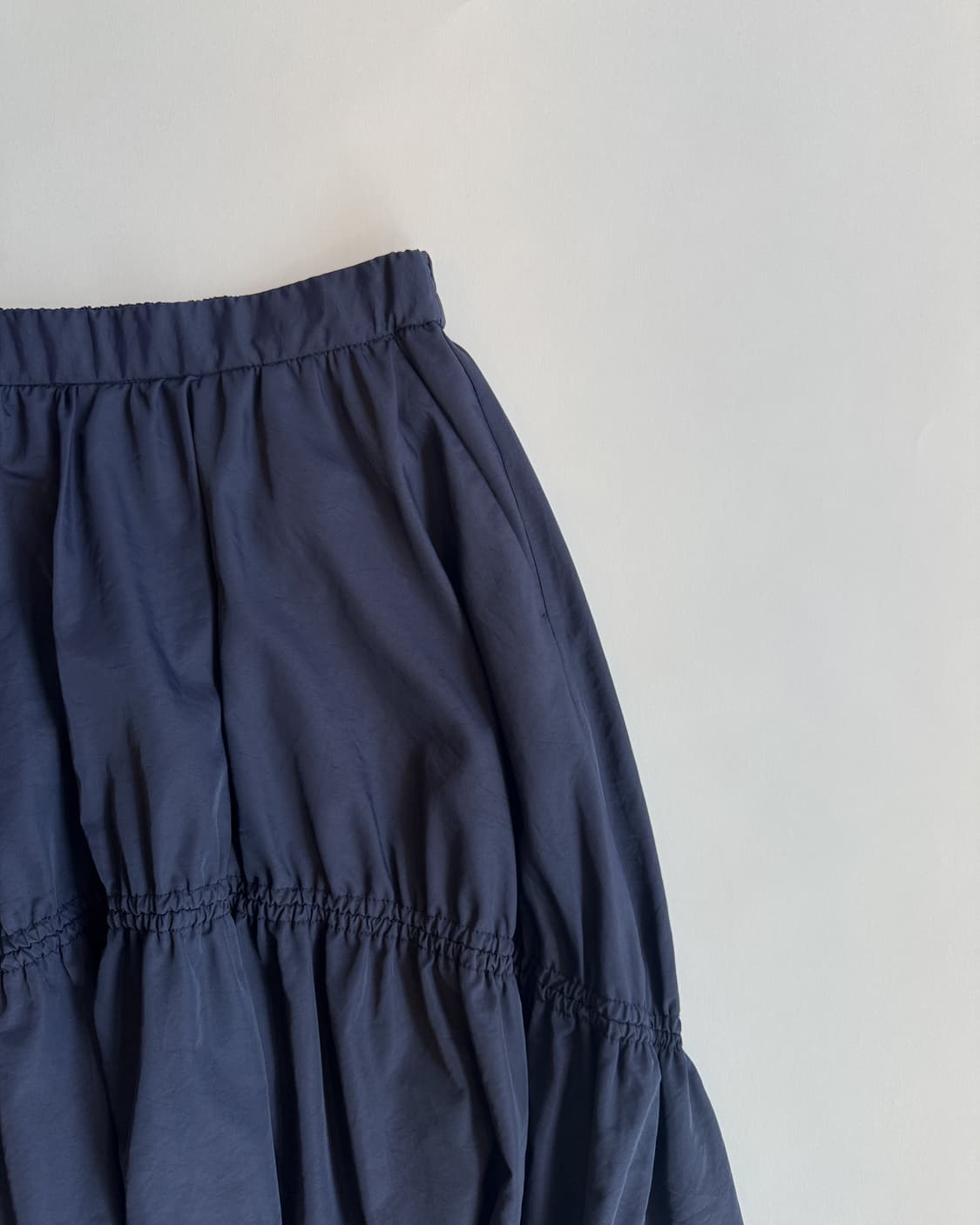 Navy Gathered Tiered Skirt 상품이미지2