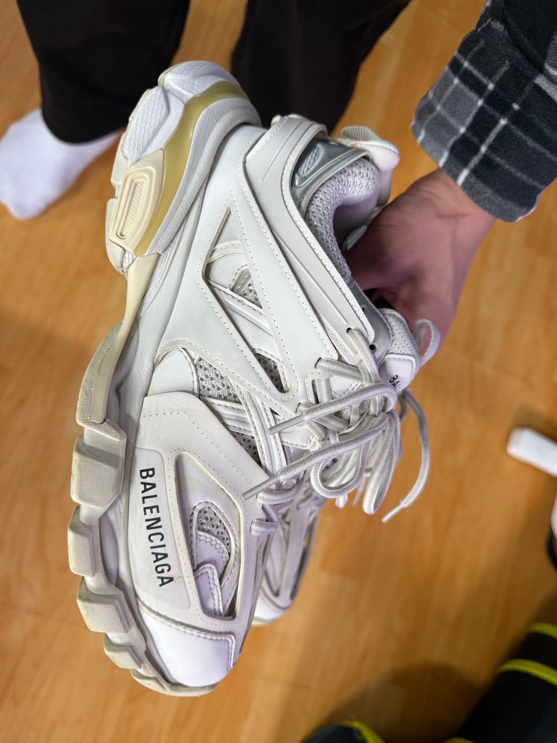 안냐세요발렌시아가 트랙 40사이즈 판매합니다!!(정품)(이쁨)(sss급) 상품이미지3