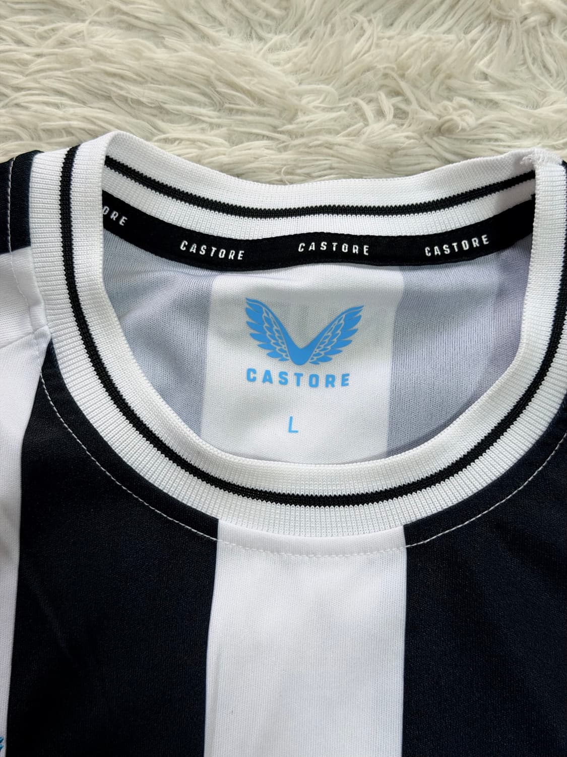 뉴캐슬 유나이티드 FC 130주년 기념 홈 저지 상품이미지10