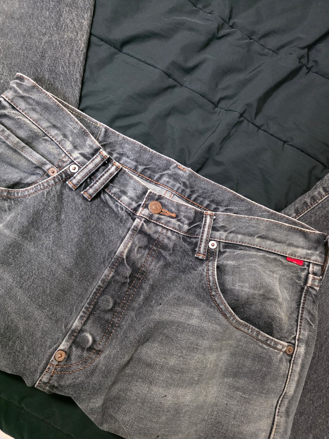 아나크로놈 AN-341,342 셋업 판매합니다 상품이미지8