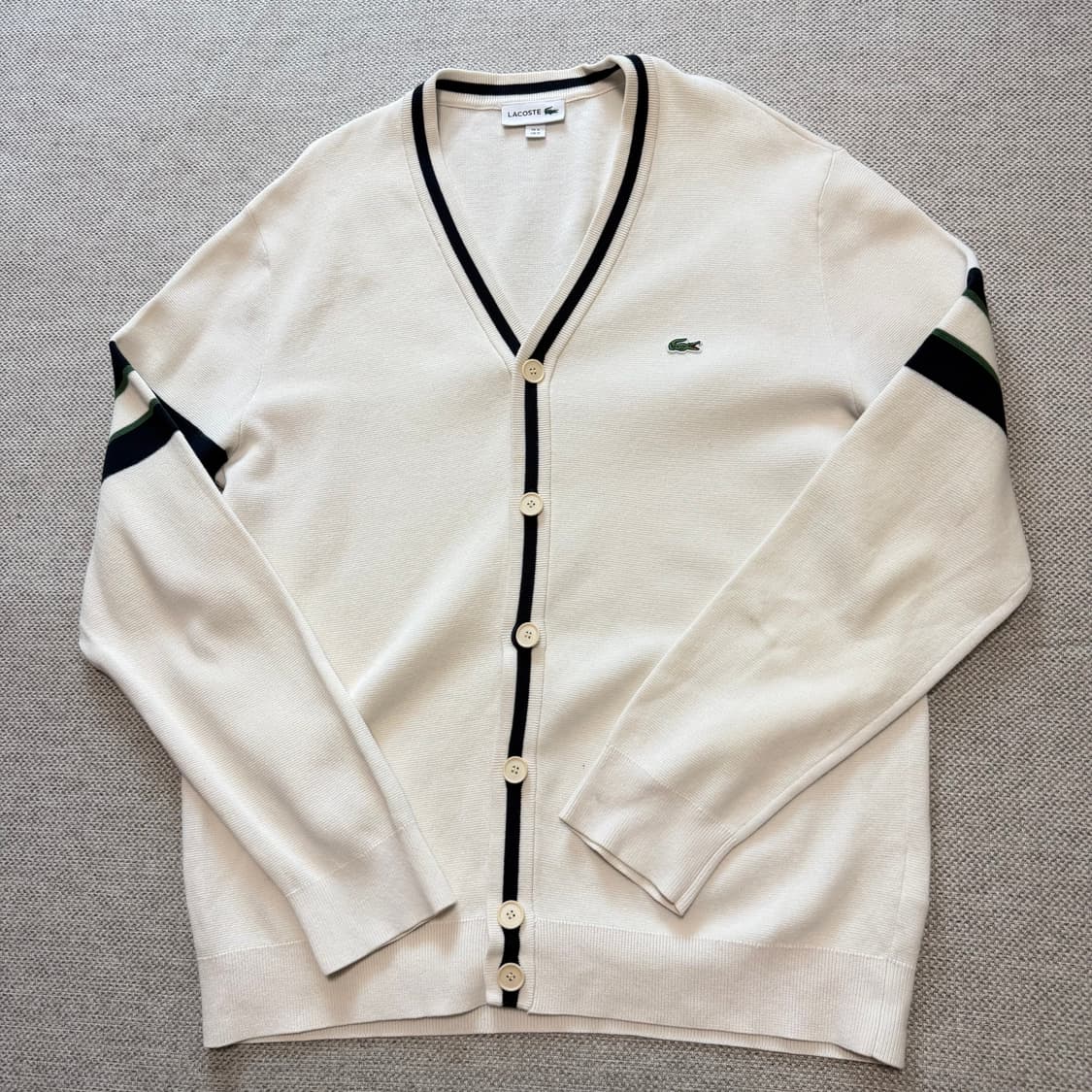 라코스테 브이넥 가디건 상품이미지1