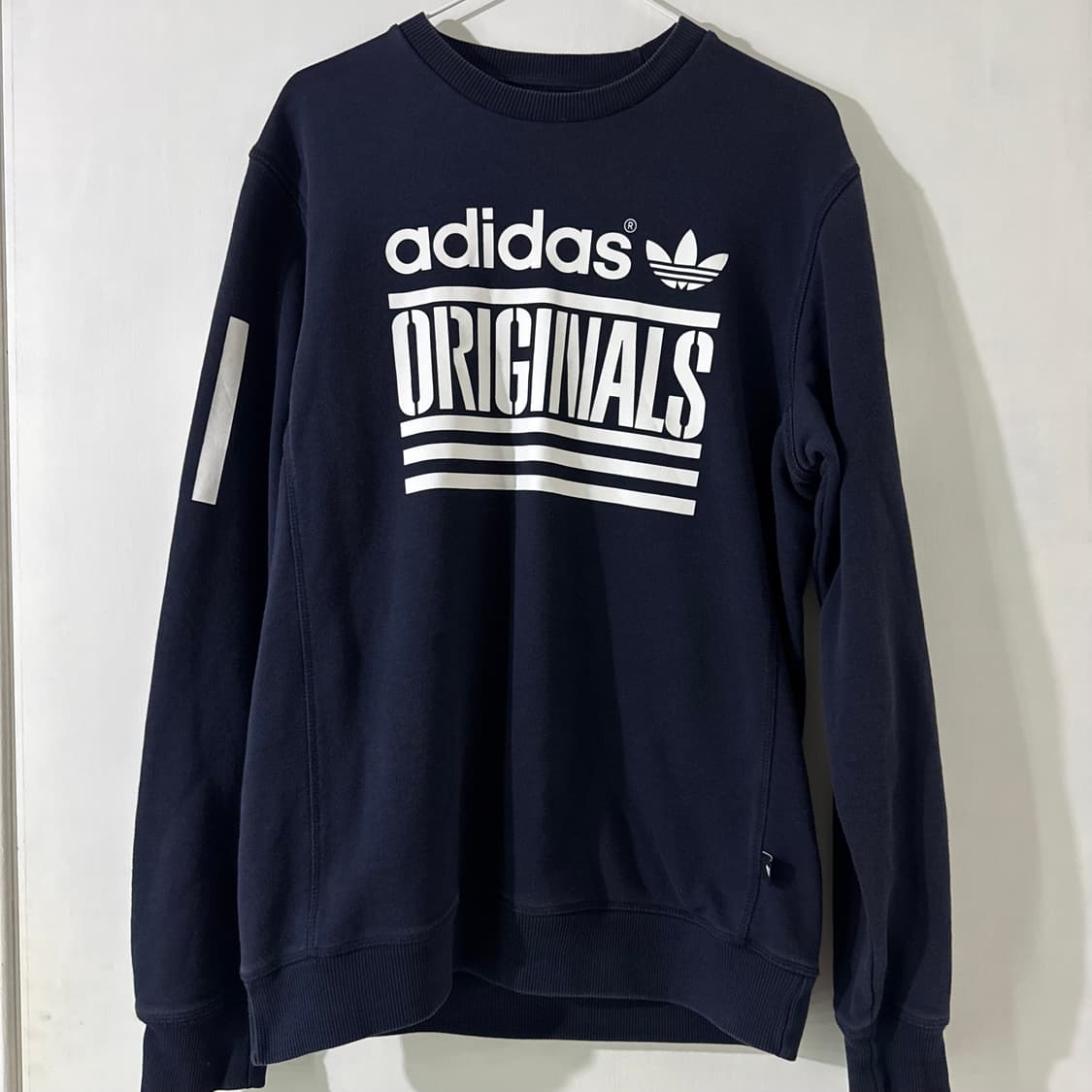 아디다스 올드스쿨 영어로고 맨투맨 🤍 상품이미지6