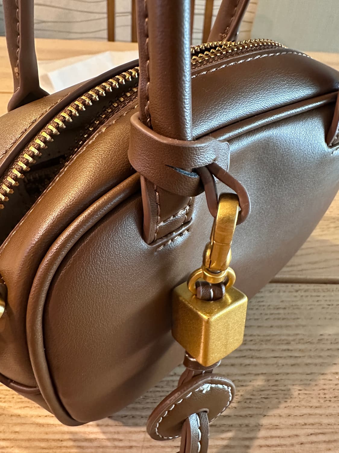 자라 톱스티칭 미니백 상품이미지5