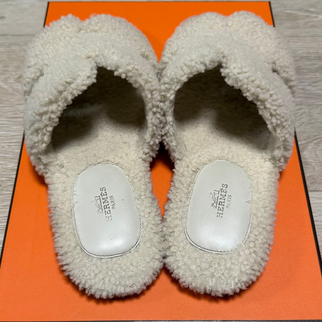 [S급/42.5] 에르메스 이즈미르 시어링 퍼 샌들 슬리퍼 상품이미지7