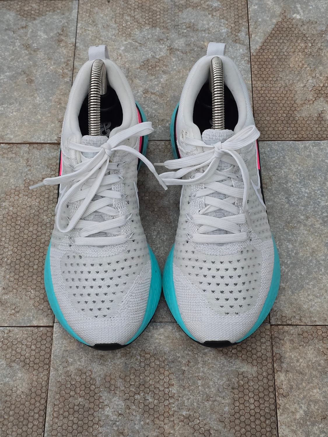 (250)나이키 리액트 인피니티 런 플라이니트 2  상품이미지2